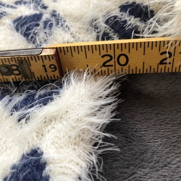 𝅺Topshot  Boho Y2k shaggy Fur Fuzzy soft Long sleeve sweater ‎ size 6  #w1017 - Picture 8 of 10